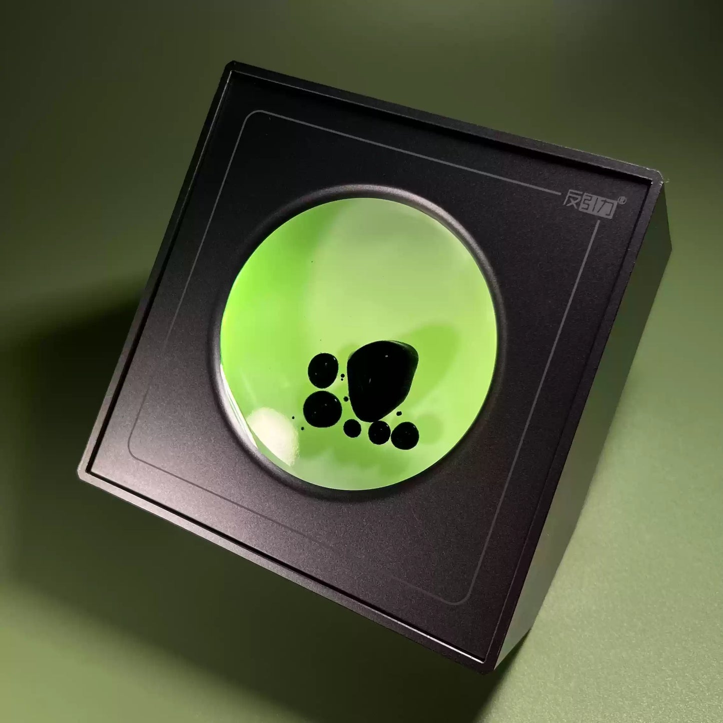 Ferrofluid Speaker Sound Visualizer, Dancing Ferrofluid Lamp with Colorful Lights, Ferrofluid with Music Rhythm